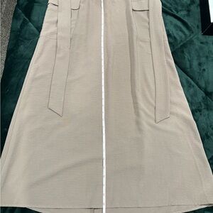 NYCC Women's Tan Skirt